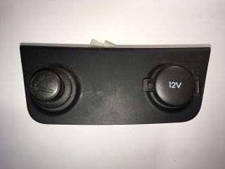 bontott HYUNDAI I30 Szivargyújtó Aljzat