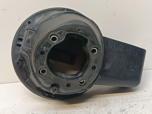 bontott HYUNDAI I30 Tankajtó