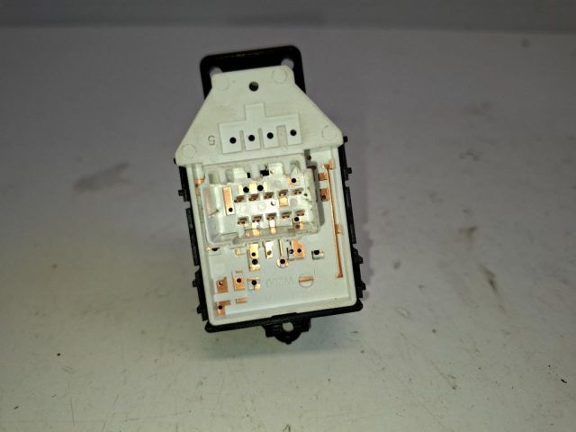 bontott HYUNDAI I30 Tükör Kapcsoló