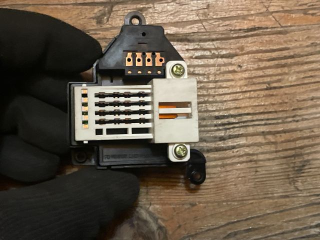 bontott HYUNDAI I30 Tükör Kapcsoló