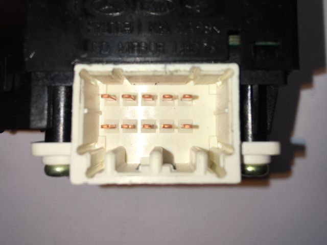 bontott HYUNDAI I30 Tükör Kapcsoló