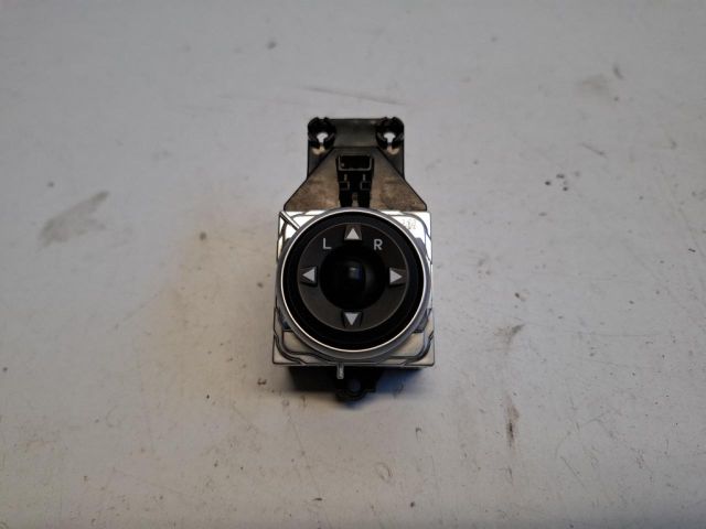 bontott HYUNDAI I30 Tükör Kapcsoló