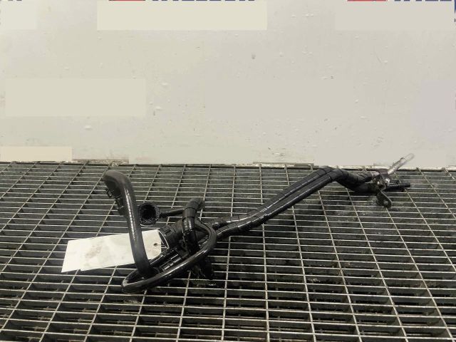 bontott HYUNDAI I30 Üzemanyagcső