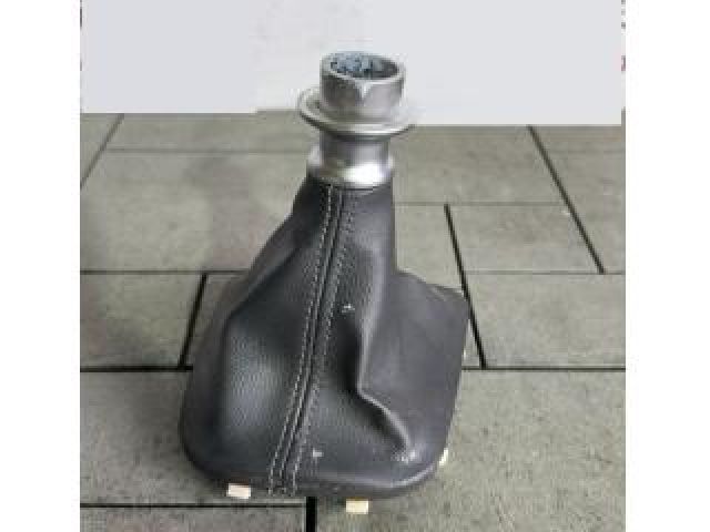 bontott HYUNDAI I30 Váltószoknya