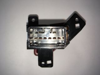 bontott HYUNDAI I30 Vészvillogó Kapcsoló