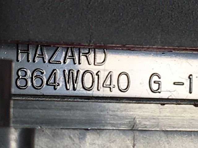 bontott HYUNDAI I30 Vészvillogó Kapcsoló