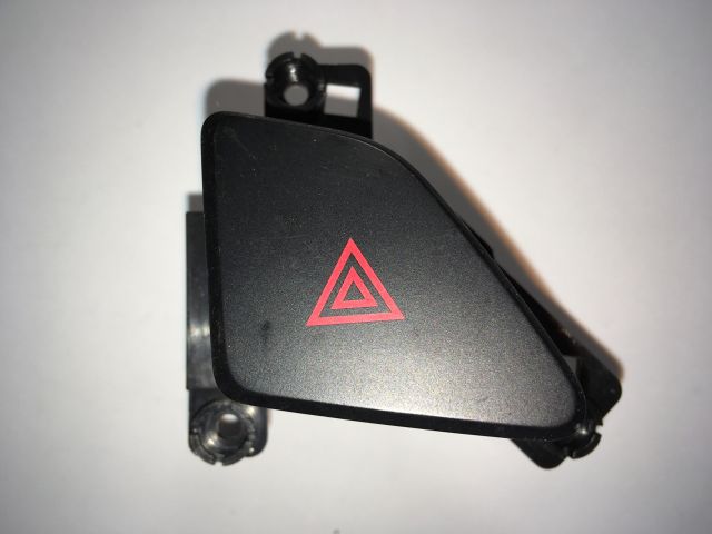 bontott HYUNDAI I30 Vészvillogó Kapcsoló