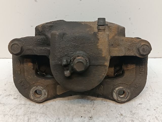 bontott HYUNDAI i40 Bal első Féknyereg Munkahengerrel