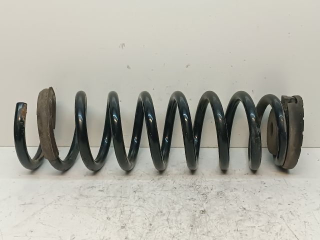 bontott HYUNDAI i40 Bal hátsó Rugó