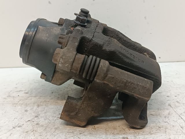 bontott HYUNDAI i40 Jobb hátsó Féknyereg Munkahengerrel