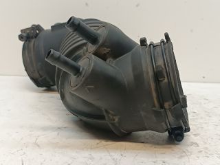 bontott HYUNDAI i40 Légbeömlő Cső