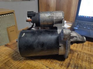 bontott HYUNDAI i40 Önindító