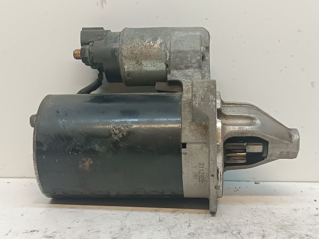 bontott HYUNDAI i40 Önindító