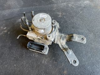 bontott HYUNDAI i40 ABS Kocka