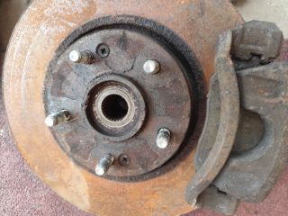 bontott HYUNDAI i40 Bal első Csonkállvány Kerékaggyal