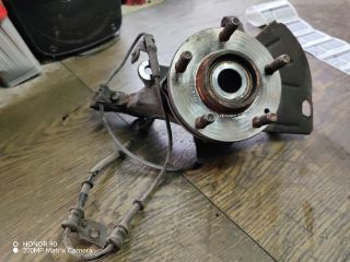 bontott HYUNDAI i40 Bal első Csonkállvány Kerékaggyal