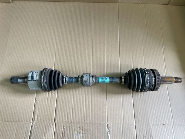 bontott HYUNDAI i40 Bal Féltengely