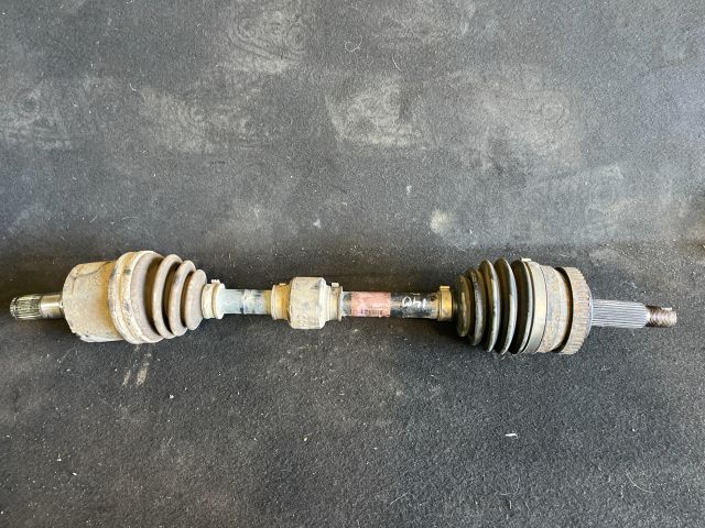 bontott HYUNDAI i40 Bal Féltengely