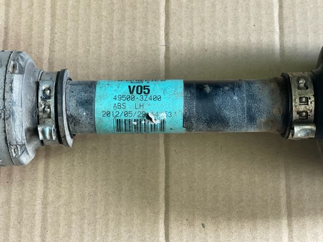 bontott HYUNDAI i40 Bal Féltengely