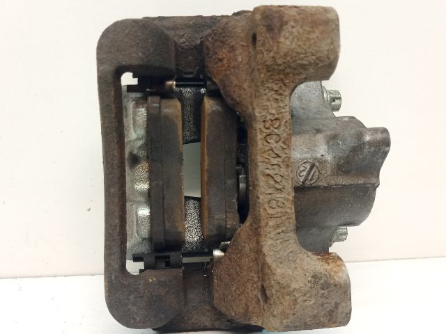 bontott HYUNDAI i40 Bal hátsó Féknyereg Munkahengerrel