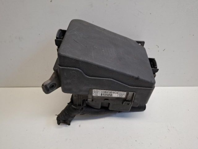 bontott HYUNDAI i40 Biztosítéktábla Motortér