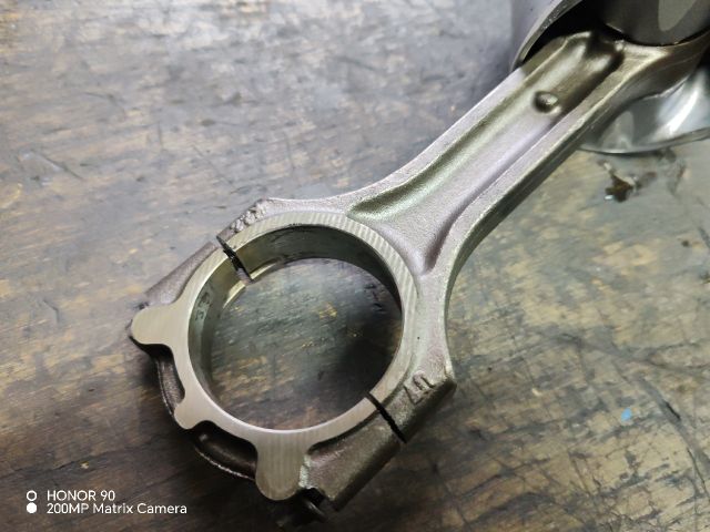 bontott HYUNDAI i40 Dugattyú és Hajtókar