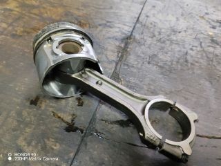 bontott HYUNDAI i40 Dugattyú és Hajtókar