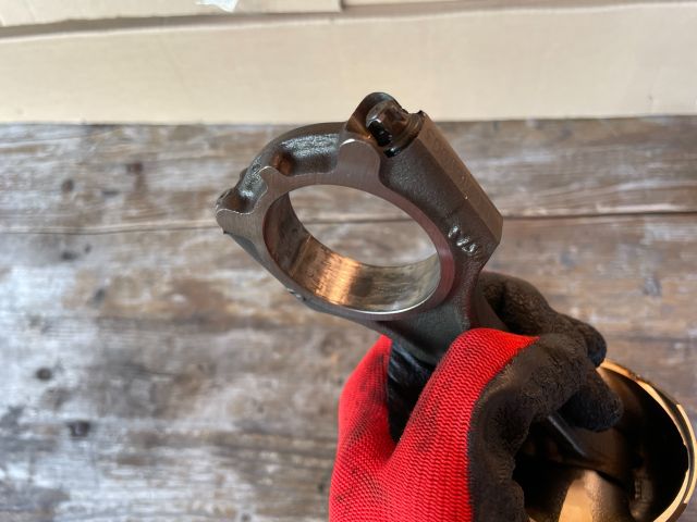 bontott HYUNDAI i40 Dugattyú és Hajtókar