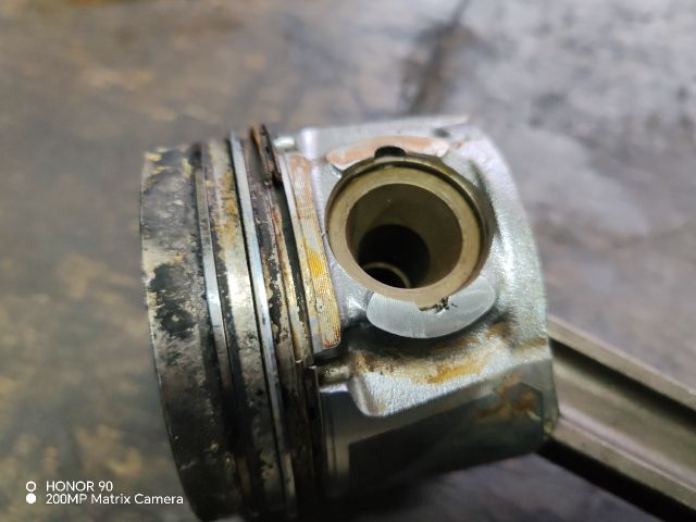 bontott HYUNDAI i40 Dugattyú és Hajtókar