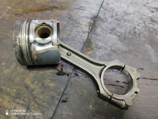 bontott HYUNDAI i40 Dugattyú és Hajtókar