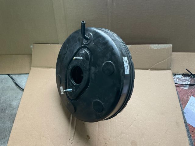 bontott HYUNDAI i40 Fékrásegítő