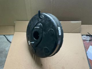 bontott HYUNDAI i40 Fékrásegítő