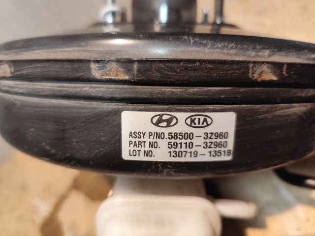 bontott HYUNDAI i40 Fékrásegítő