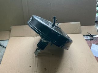 bontott HYUNDAI i40 Fékrásegítő