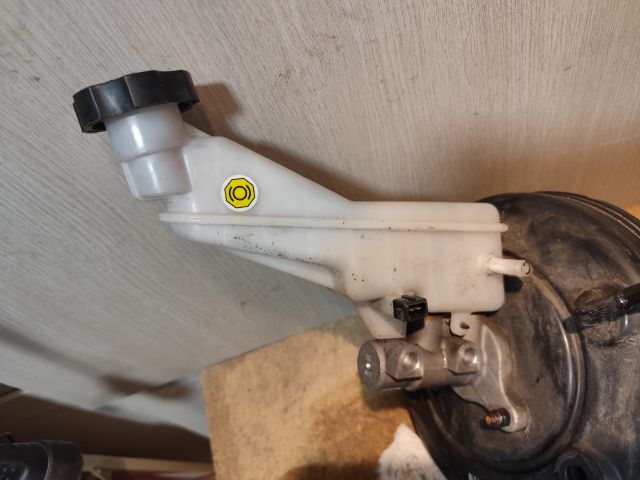 bontott HYUNDAI i40 Fékrásegítő