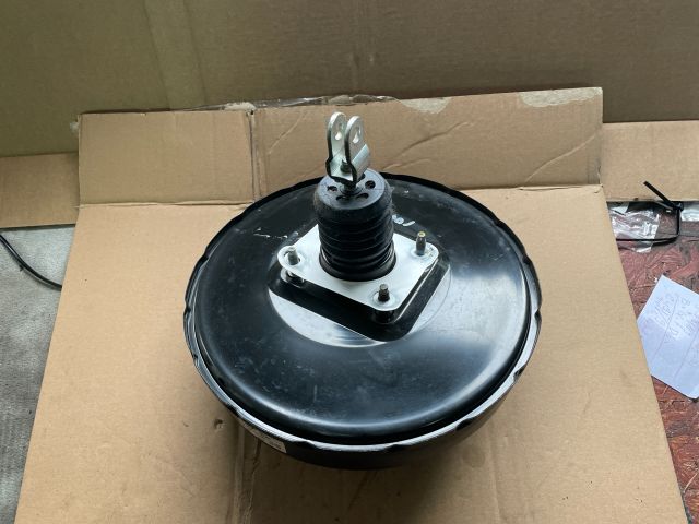 bontott HYUNDAI i40 Fékrásegítő