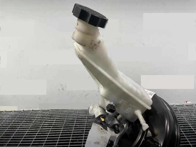 bontott HYUNDAI i40 Főfékhenger