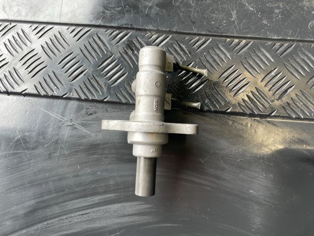 bontott HYUNDAI i40 Főfékhenger