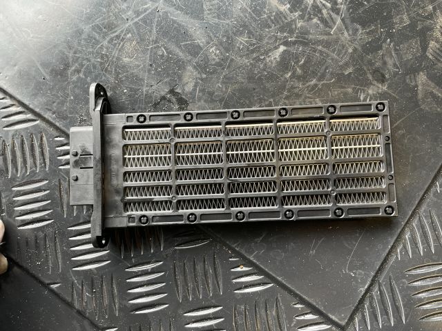 bontott HYUNDAI i40 Fűtőradiátor