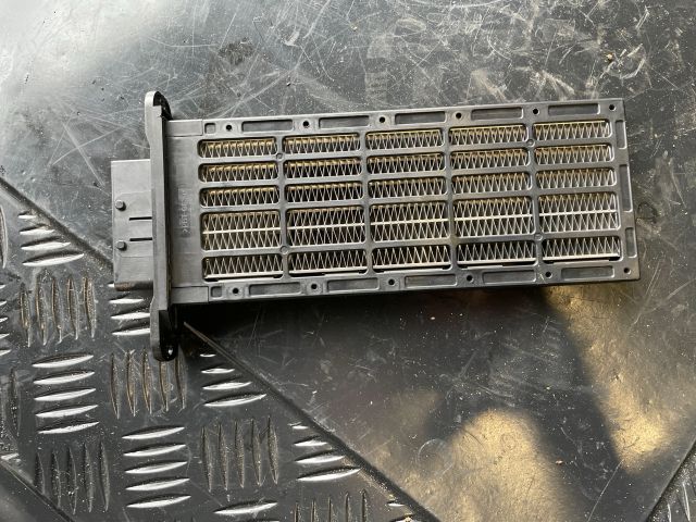 bontott HYUNDAI i40 Fűtőradiátor