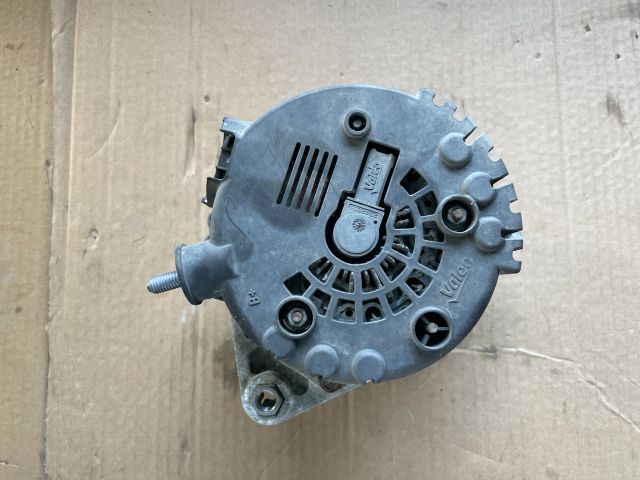 bontott HYUNDAI i40 Generátor