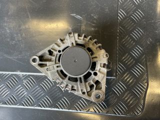 bontott HYUNDAI i40 Generátor