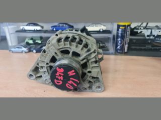 bontott HYUNDAI i40 Generátor