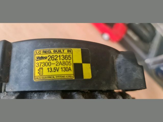 bontott HYUNDAI i40 Generátor