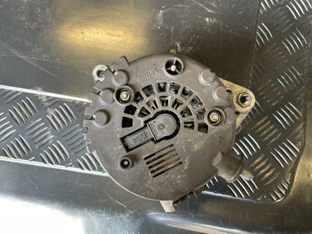 bontott HYUNDAI i40 Generátor