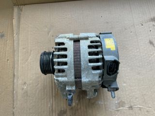 bontott HYUNDAI i40 Generátor