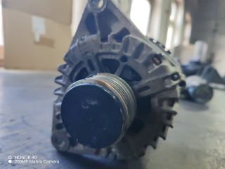 bontott HYUNDAI i40 Generátor