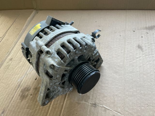 bontott HYUNDAI i40 Generátor