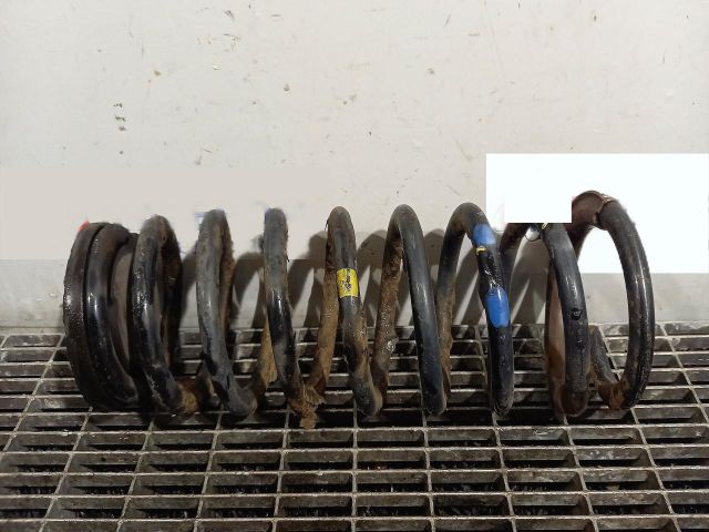 bontott HYUNDAI i40 Hátsó Rugó