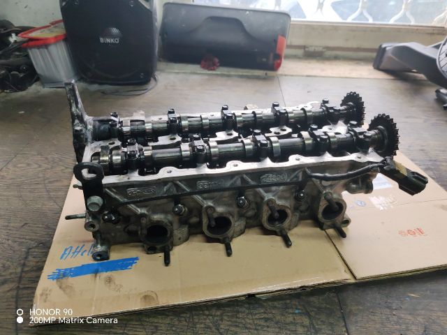 bontott HYUNDAI i40 Hengerfej